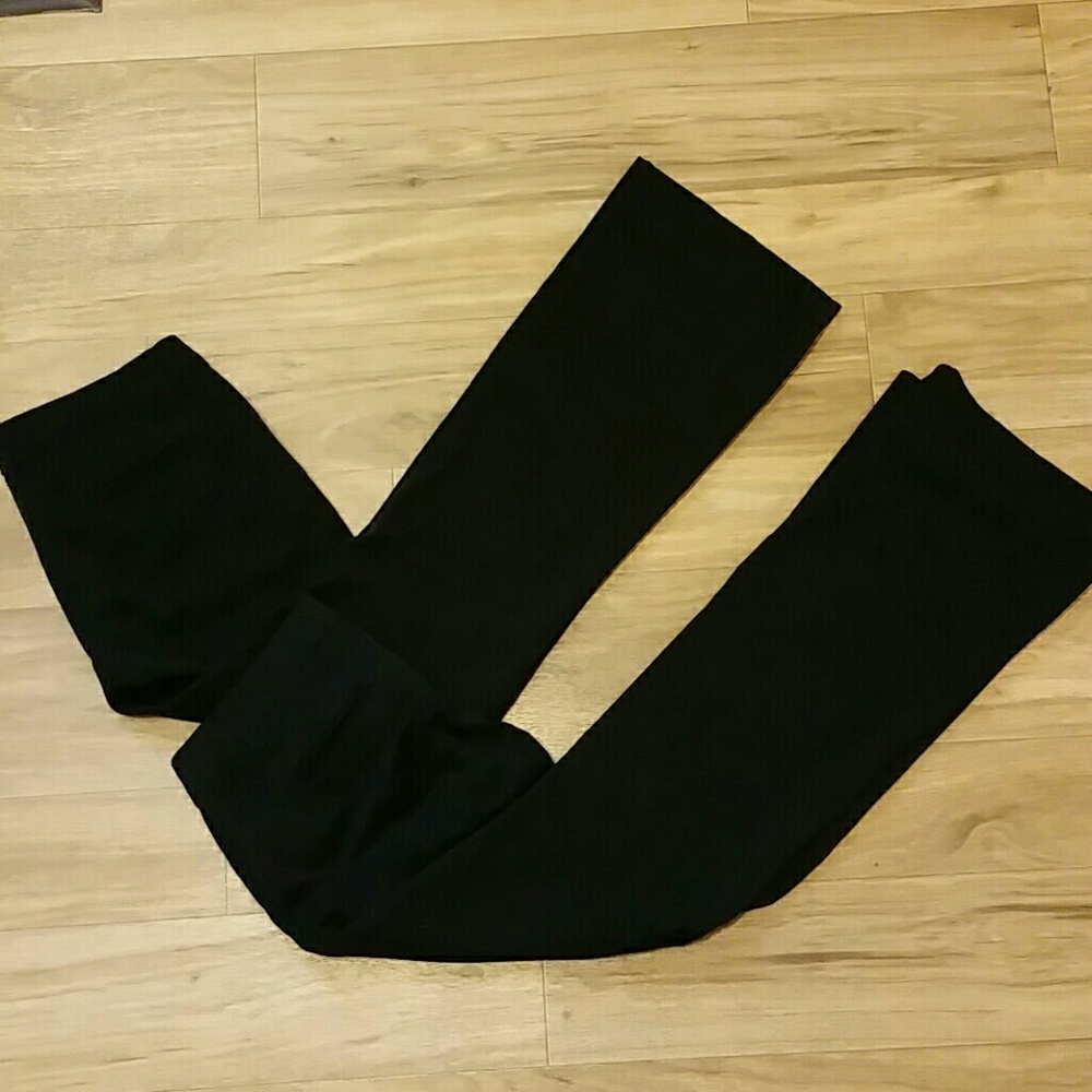 CLASSIC BLACK SLACKS
